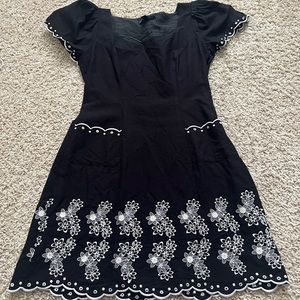 Betsy Johnson embroidered dress